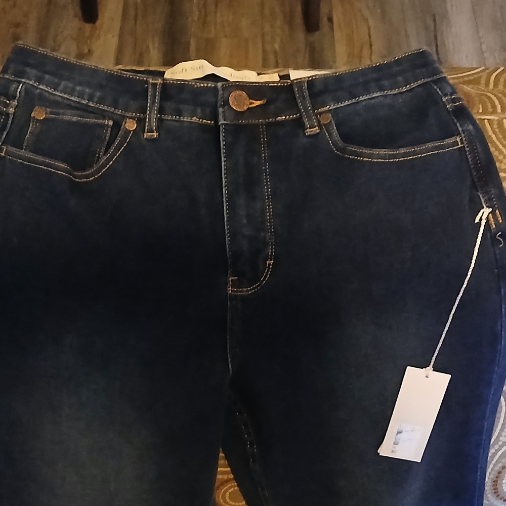 Soft Surroundings Dark Blue Skinny Jeans